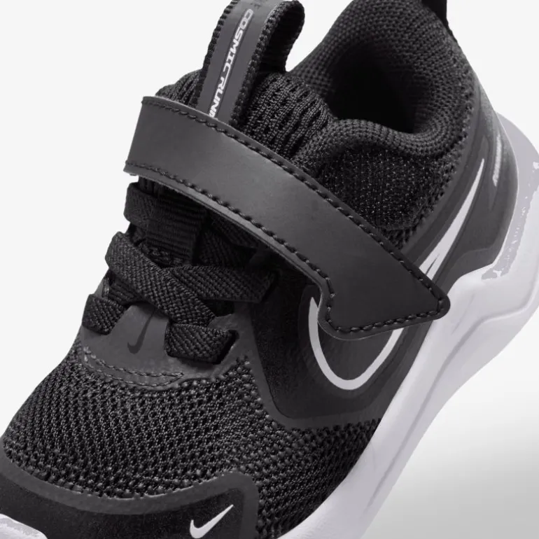 Nike Cosmic Runner Kinder Sneaker Low