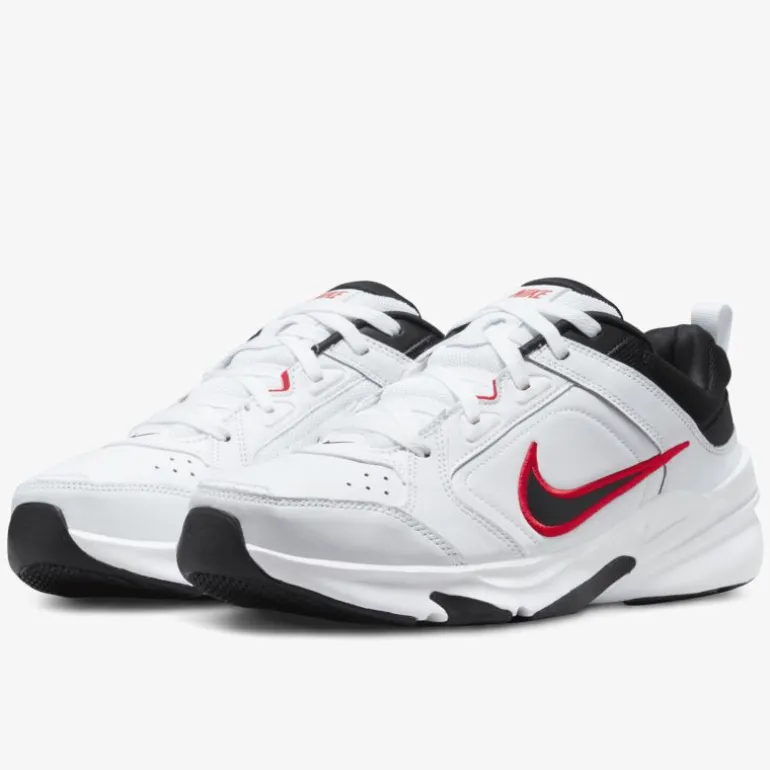 Nike Defy All Day Herren Sneaker Low