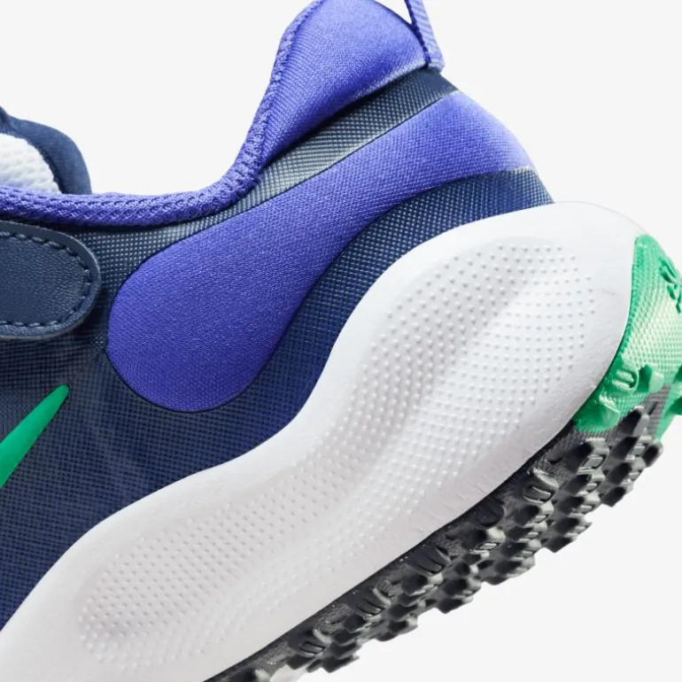 Nike Revolution 7 Kinder Sneaker Low