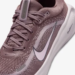 Nike Stellar Ride Kinder Trainingsschuhe